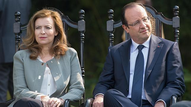 Francois Hollande y Valerie Trierweiler, junto en 2013