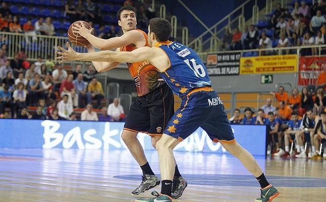 El Valencia Basket asegura la quinta plaza en Fuenlabrada