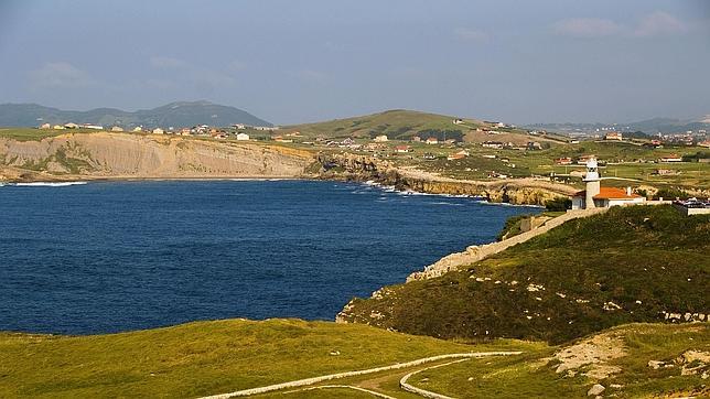 Faro de Punta Torco de Afuera, en Suances