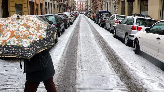 Las tormentas dejan granizo en el interior de la Comunidad Valenciana