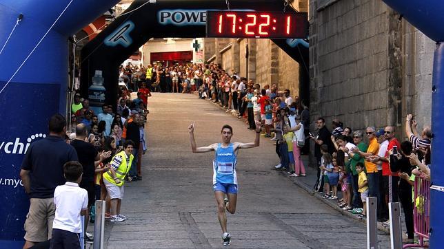 Ricardo Martínez y Sonia Labrado ganan la carrera del Corpus Christi de Toledo