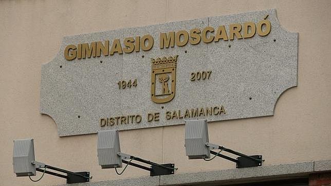 El Centro Deportivo Municipal Gimnasio Moscardó, en la calle Pilar de Zaragoza