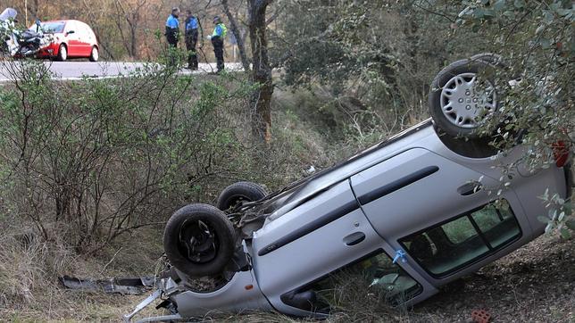 Mayo cierra con 14 víctimas más en la carretera respecto al año pasado