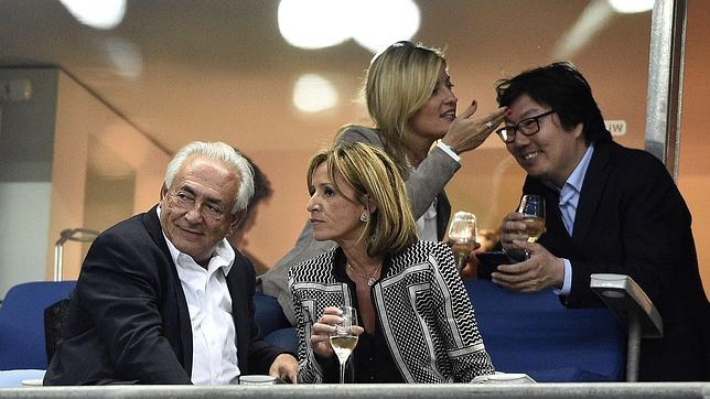 DSK se relaja en el tenis y el fútbol a la espera de su sentencia por proxenetismo