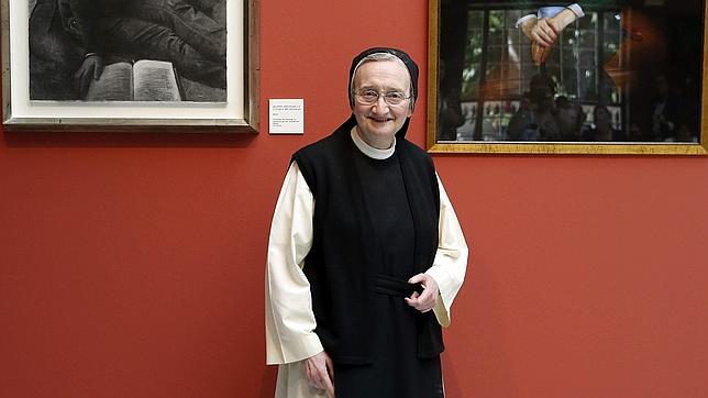 Isabel Guerra, la monja madrileña que retratará al Papa Francisco, exhibe su obra en El Retiro