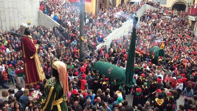 Baile de gigantes, en La Patum