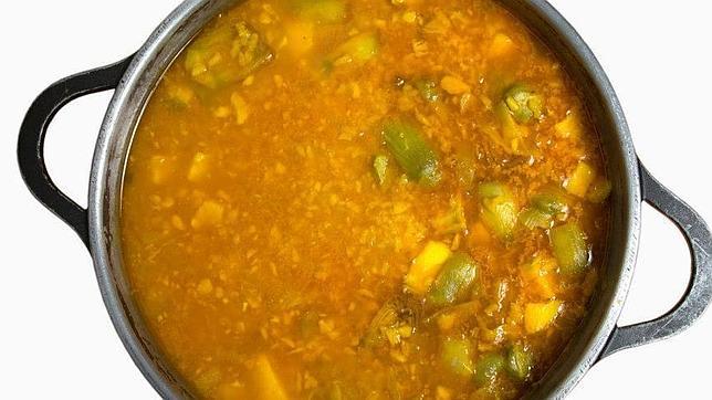 Arroz caldoso con alcachofas y bacalao