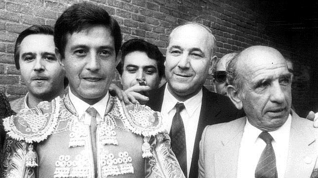 El Niño del Capea y Victorino, en el patio de cuadrillas