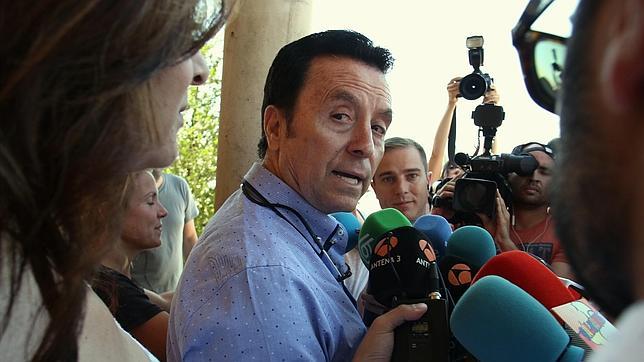 Ortega Cano, al abandonar la cárcel: «En mis oraciones siempre menciono a Carlos Parra»