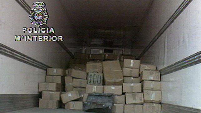 Desde España hasta otros países europeos, dos hermanos transportaban droga en un camión de hortalizas