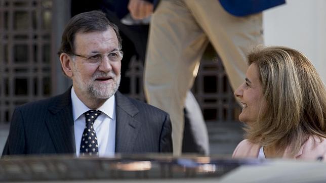 Mariano Rajoy, con la ministra Fátima Báñez, esta semana en Madrid
