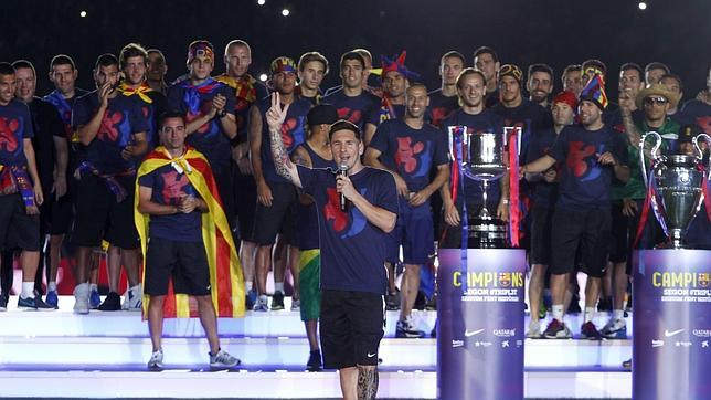 El triplete ilumina el Camp Nou