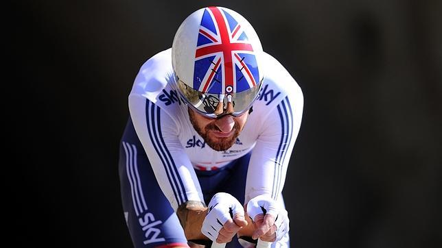 Wiggins ataca los 55 kms en el récord de la hora