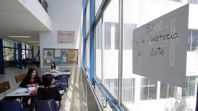 Estudiantes de Bellas Arte en la Universidad Autónoma de Madrid