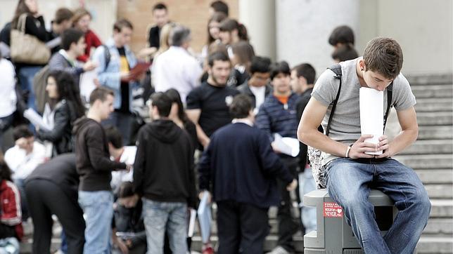 La UCM calcula que unos 10.190 estudiantes se presentarán a estos exámenes