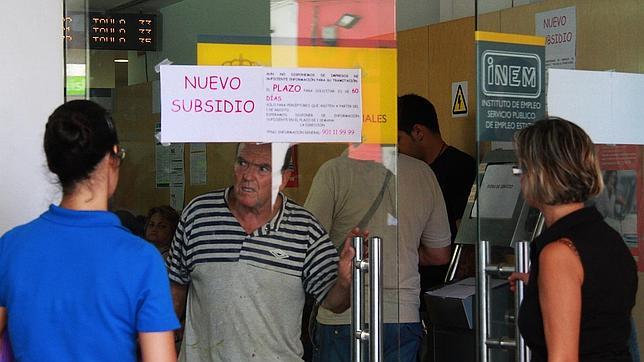 Apenas el 2,53% de los ciudadanos encuentra trabajo por los servicios públicos de empleo