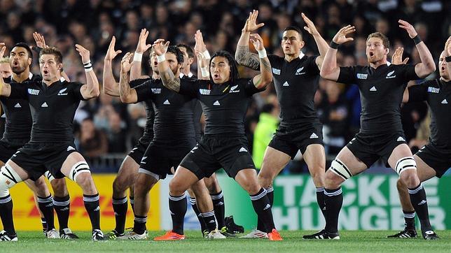 La emotiva «haka» de sus excompañeros a Jerry Collins