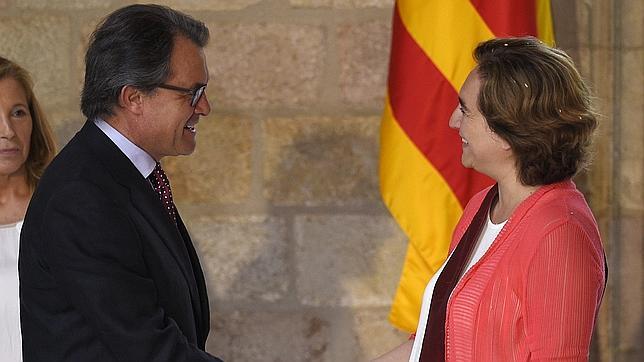 Artur Mas ofrece la «máxima predisposición y sensibilidad» para «dialogar»