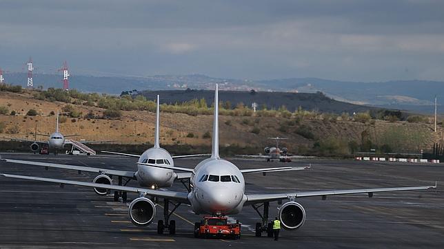 Cuestionan la calidad del aire en las cabinas de los aviones