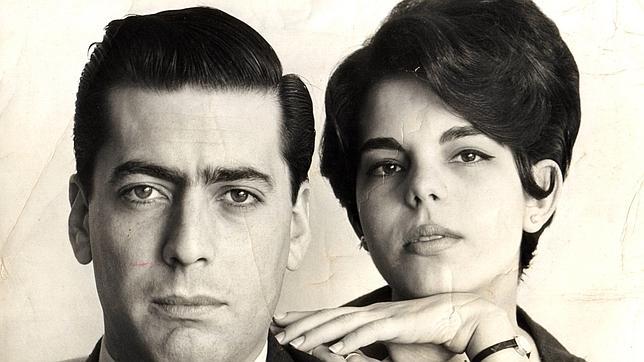 Mario Vargas Llosa y su mujer en 1967 en Lima