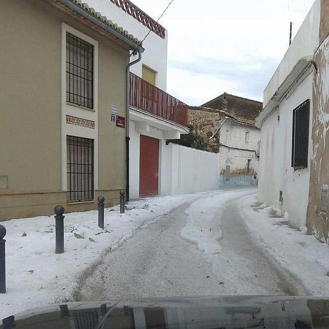 Una tormenta de granizo barre las provincias de Valencia y Castellón