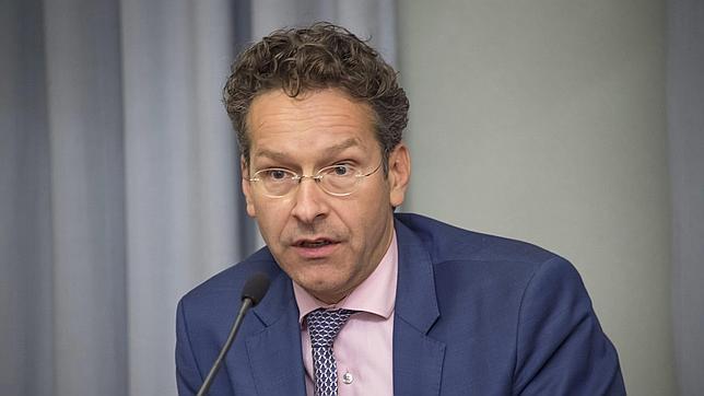 Jeroen Dijsselbloem, ofrece una rueda de prensa tras una reunión en Helsinki, Finlandia