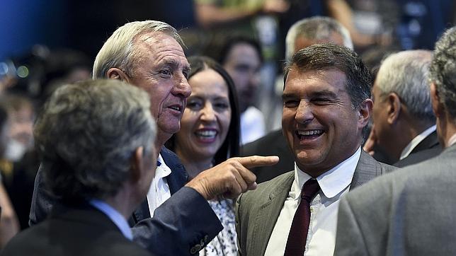 Laporta deja entrever que se presentará a las elecciones