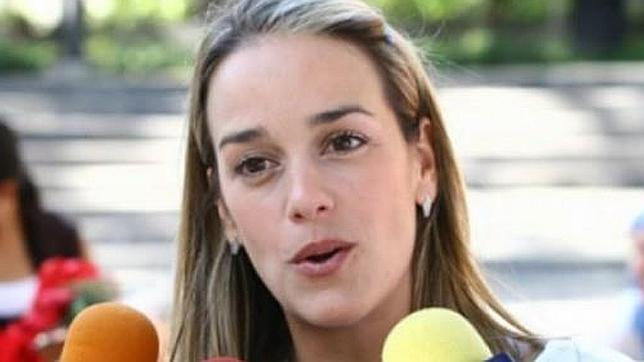 Lilian Tintori: «Le llevé una sopa a Leopoldo, intenté que comiera y me dijo que no»