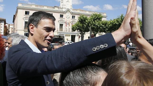 Sánchez logra 27.249 avales y el domingo será ya candidato del PSOE a La Moncloa