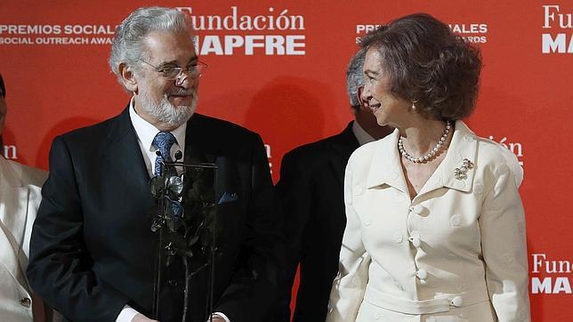 Plácido Domingo, sobre el IVA cultural: «No podemos ver los teatros vacíos y eso sucede»