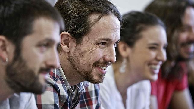 Podemos diseña un nuevo Pablo Iglesias para vender moderación