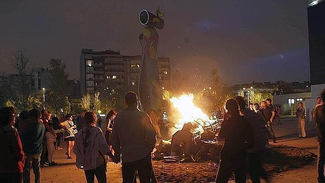 La verbena de Sant Joan se cierra con 45 detenidos y 307 atendidos por quemaduras