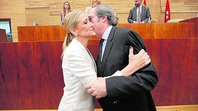 Cifuentes: «Tengo otra forma de hacer política»