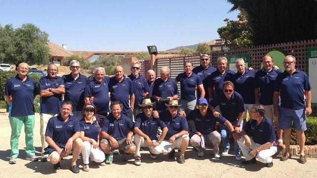 Más de 50 jugadores participaron en el Torneo de Amigos del Golf de Layos