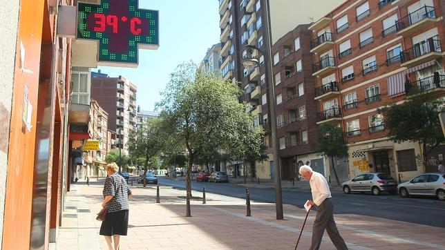 Castilla y León, bajo aviso de calor extremo este lunes