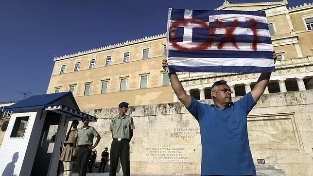 Grecia no realizará el pago que debe abonar al FMI el 30 de junio, según el «WSJ»