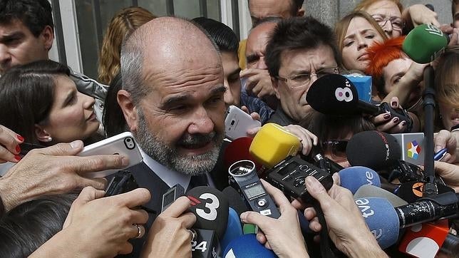 Chaves acusa al juez que le ha imputado de «desconocer por completo» el proceso legislativo