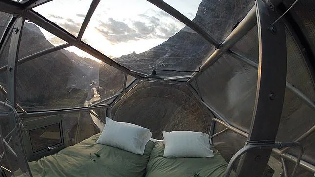 La montaña es el techo de esta habitación: Skylodge Adventure Suites, en Cuzco (Perú)