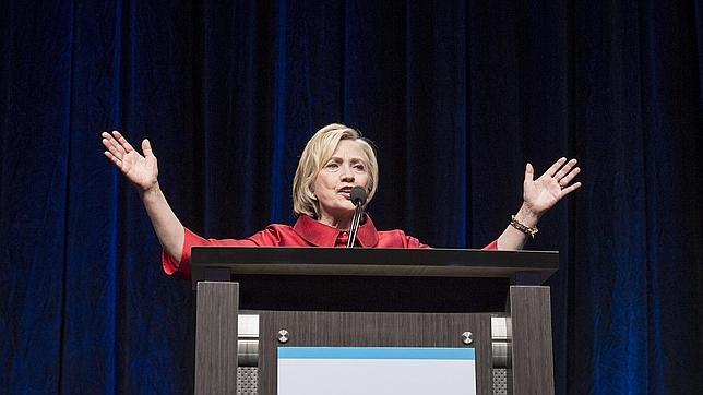 Hillary Clinton durante la convención demócrata en Virginia