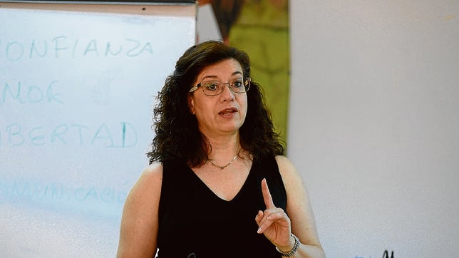 Luisa es Responsable de Formación de la Fundación Anar