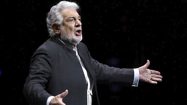 Plácido Domingo interviene en la polémica de la escena de violación en la ópera «Guillermo Tell»