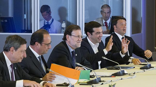 Rajoy, satisfecho, espera que el domingo sea la fecha final de la crisis griega