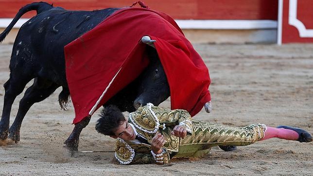 Solo fachada y pitones en San Fermín