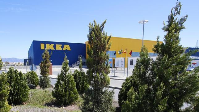 Echávarri afirma que ofrecerá a Ikea el suelo que precisen para abrir su tienda