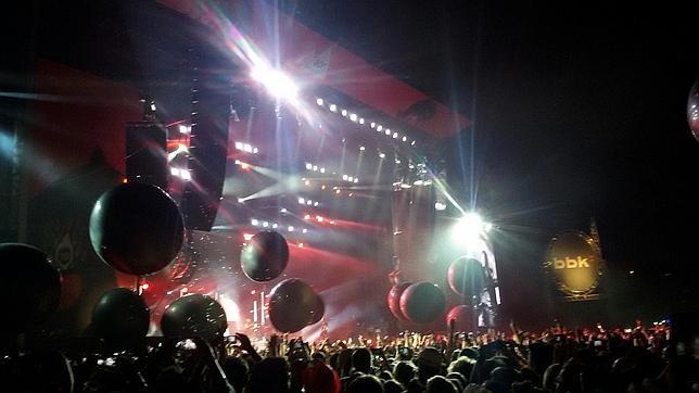 Muse cierra a lo grande el Bilbao BBK Live