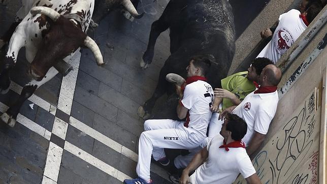 Dos heridos por asta en el encierro de los Garcigrande, el más rápido de los sanfermines 2015