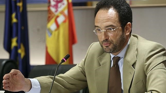 El PSOE ve un «rotundo fracaso de Rajoy» en la no elección de Luis de Guindos