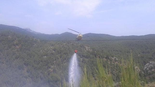 Declarado un incendio en Villahermosa del Río en el límite del Penyagolosa