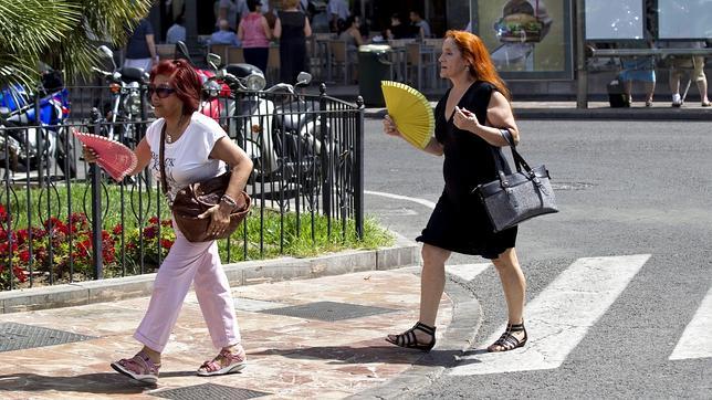 Ola de calor: El interior de Valencia sigue en alerta por altas temperaturas