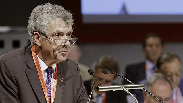 Ángel María Villar, durante su intervención en la Asamblea General de la RFEF
